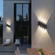 AX232 LED τοίχου φωτός, εξωτερικού χώρου, 8 πηγών, 8W, μαύρου, 3000K Φωτιστικά τοίχου εξωτερικού χώρου Προεπιλεγμένος τίτλος Alessandro Design