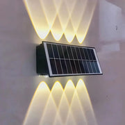 Solaris Φωτιστικό τοίχου εξωτερικού χώρου LED, 8 πηγές φωτός, ζεστό φως, μαύρο εξωτερικό φως τοίχου Προεπιλεγμένος τίτλος Alessandro Design